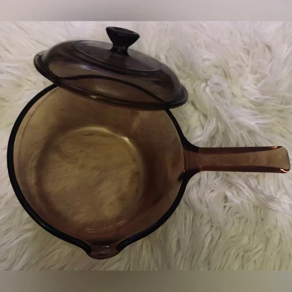 PYREX Corning Vision Amber Glass 1L Pot with Spout and Lid - Picture 1 of 4